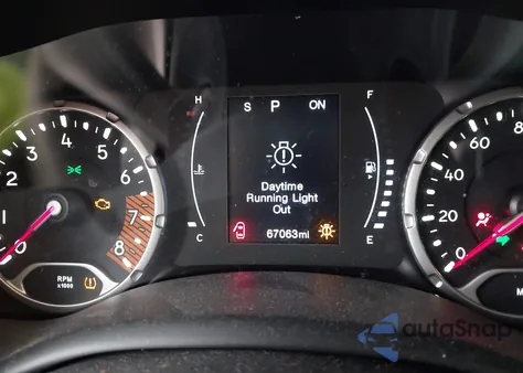 2021 Jeep Renegade Sport Fwd из США, поврежденный, VIN ZACNJCAB3MPM36293